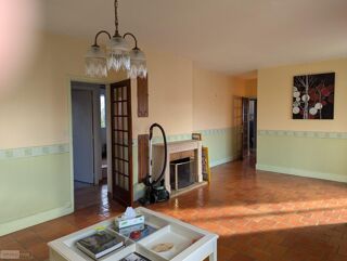  Maison  vendre 8 pices 140 m