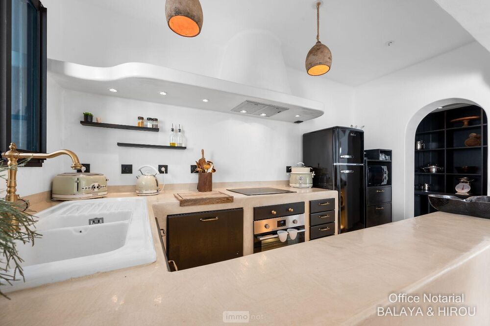 vente Maison - 9 pièce(s) - 600 m² Saint-Joseph (97480)
