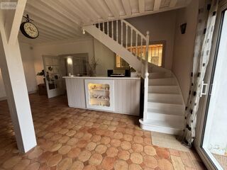  Maison � vendre 9 pi�ces 332 m�