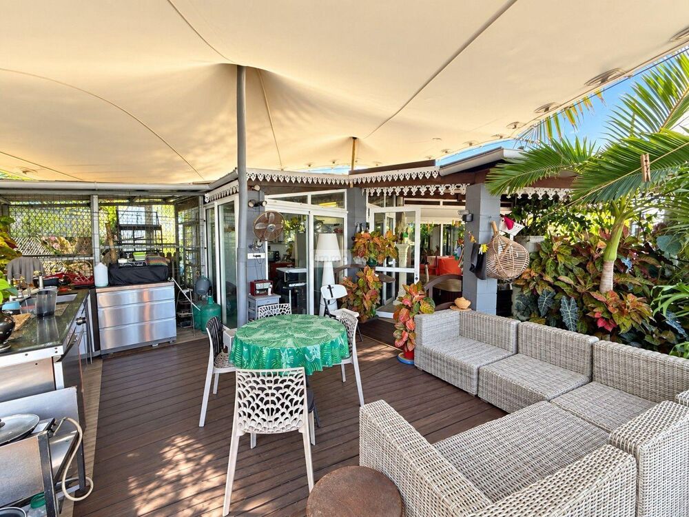 vente Maison - 5 pièce(s) - 147 m² La Réunion (97400)