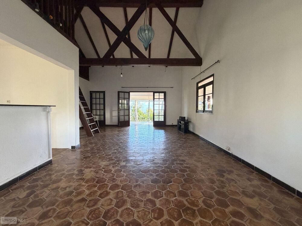 vente Maison - 4 pièce(s) - 108 m² Sainte-Clotilde (97490)