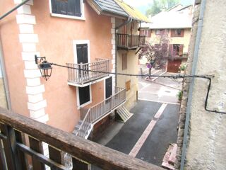  Immeuble à vendre 7 pièces 150 m²