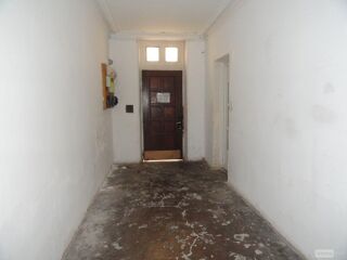  Immeuble à vendre 5 pièces 130 m²