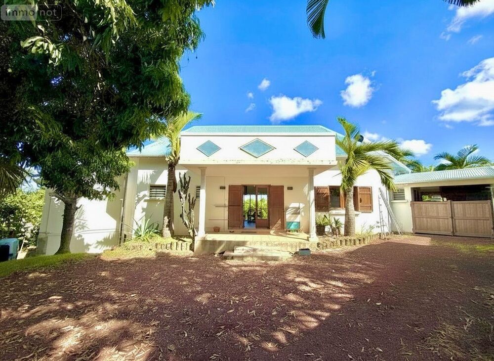 vente Maison - 8 pièce(s) - 183 m² Saint-Louis (97421)