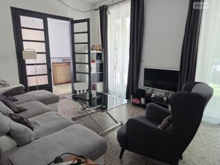  Maison à vendre 10 pièces 330 m²