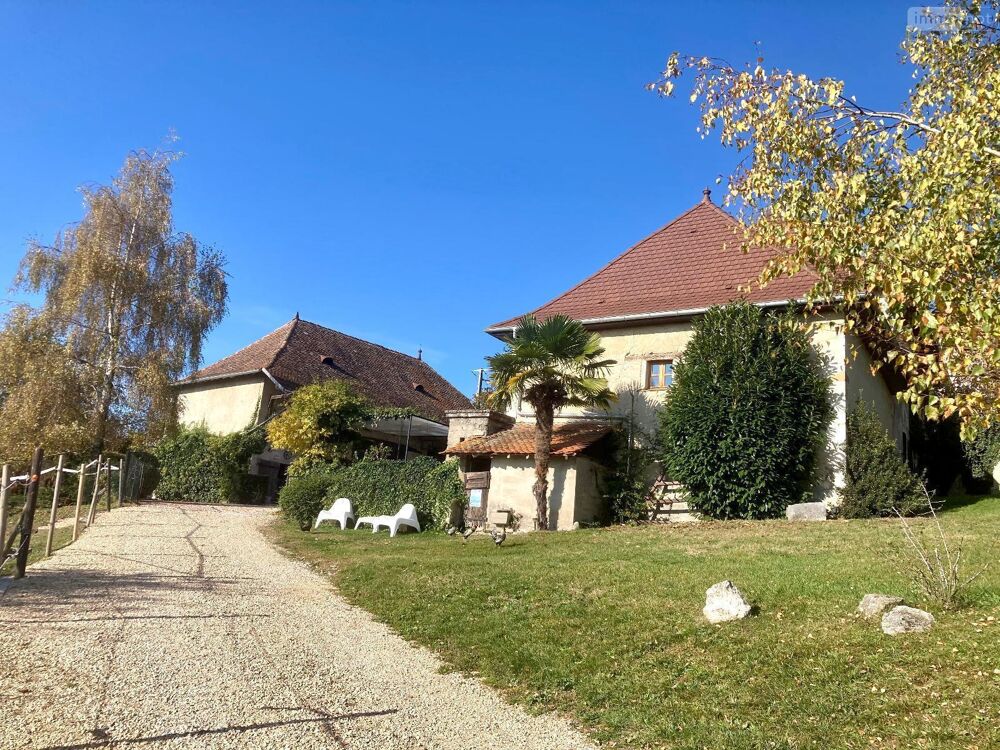 Maison 10 pièces 220 m² · à Gresin · 220 m² · 848 700 €