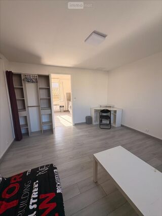  Appartement à louer 1 pièce 25 m²