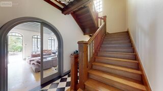  Maison � vendre 15 + pi�ces 476 m�