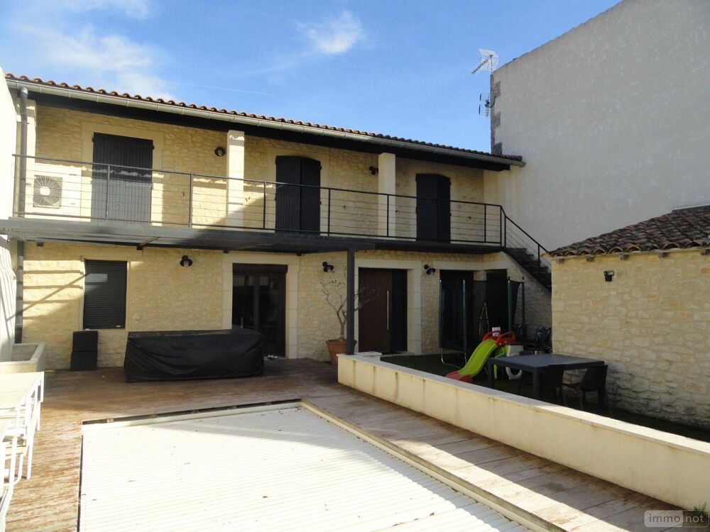 Sur les hauteurs maison entièrement rénové de 140m² habi....