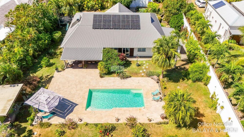 Propriété d''exception avec piscine et dépendance, à Sai....
