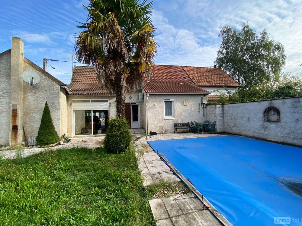 VILLEDIEU SUR INDRE (36320), une maison d''habitation d'....