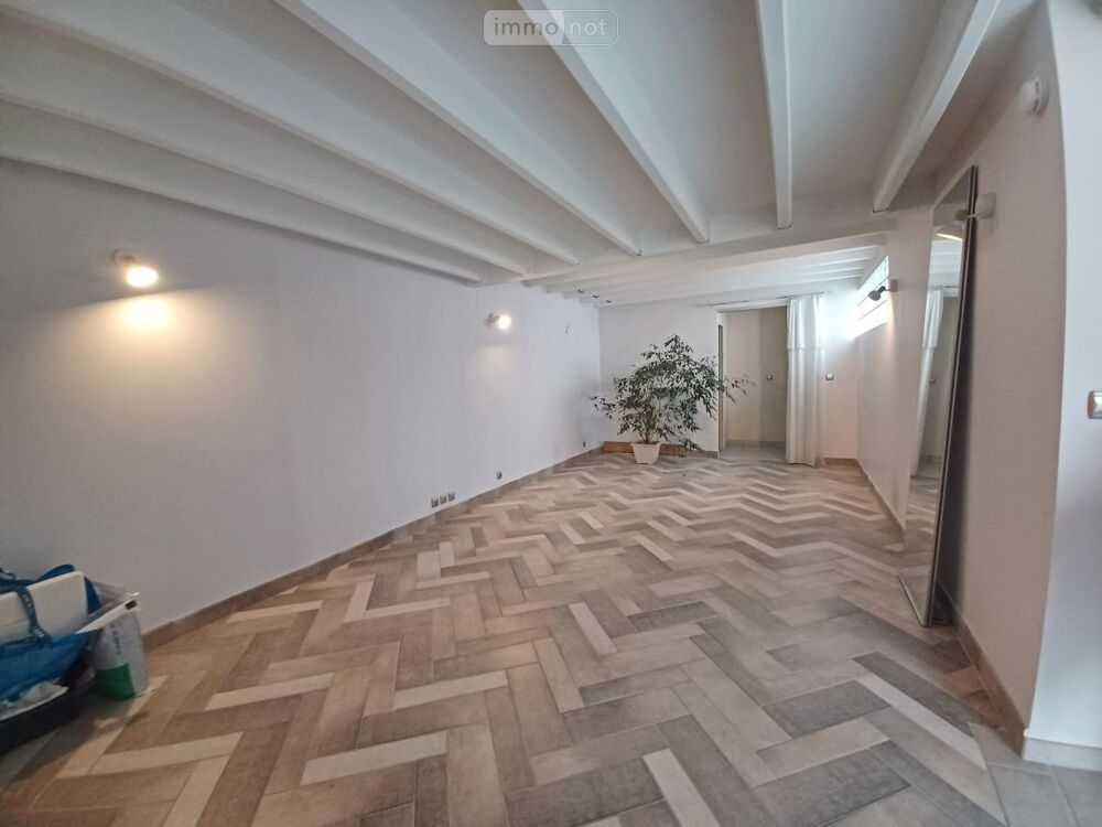 Dans le sud des Prébendes, maison de qualité offrant de ....