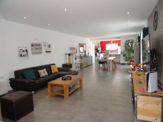  Maison  vendre 5 pices 131 m