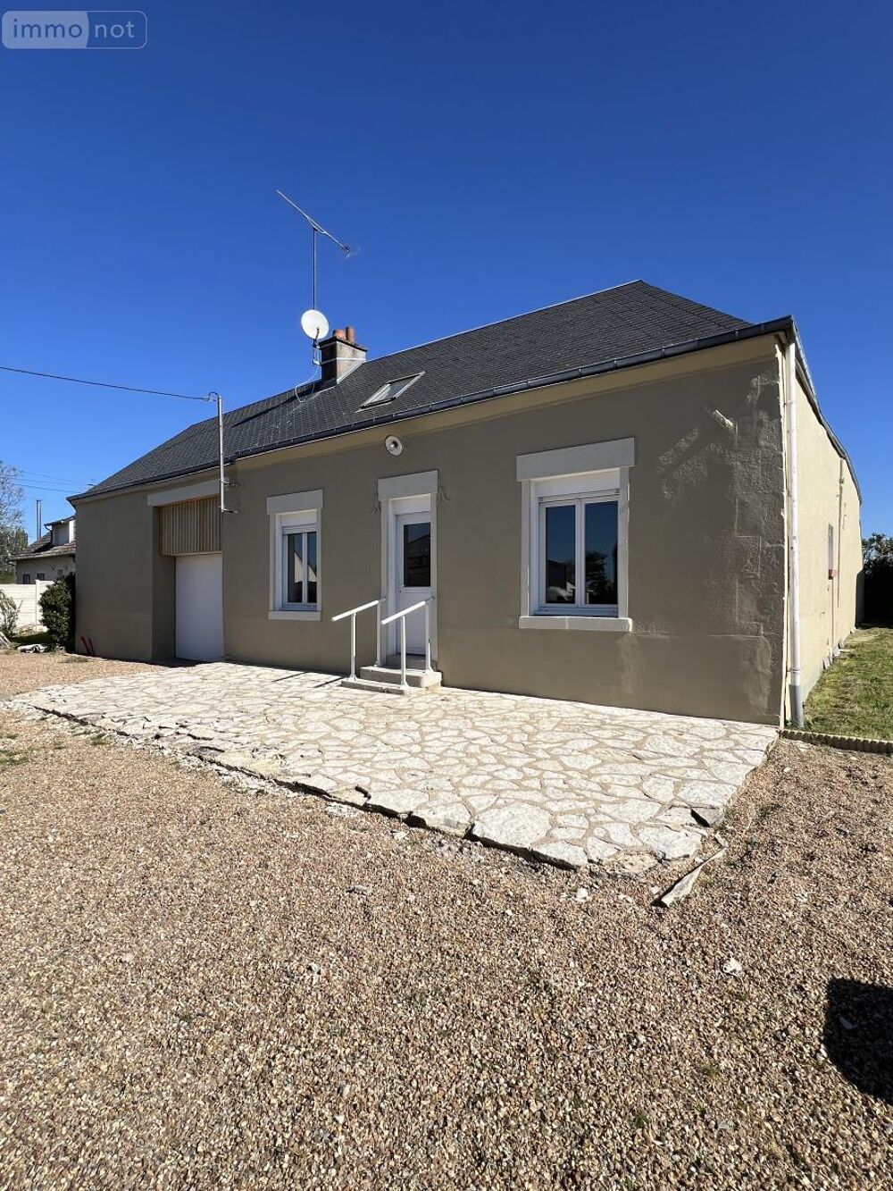 Commune de Saint Léonard-en-Beauce, proche des commodité....