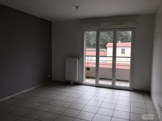  Appartement à louer 3 pièces 69 m²