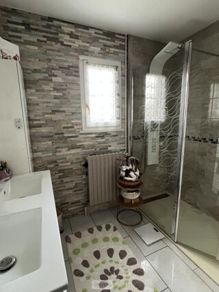  Maison  vendre 7 pices 186 m