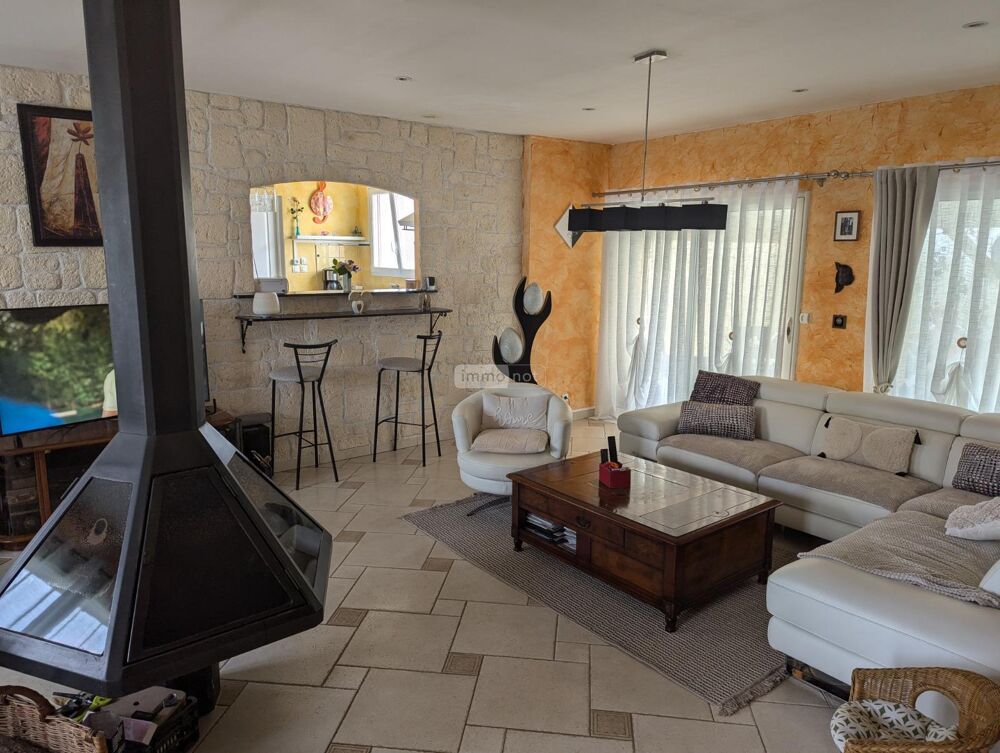 vente Maison - 5 pièce(s) - 140 m² Beaumont-la-Ronce (37360)