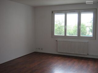  Appartement à louer 3 pièces 69 m²