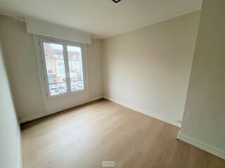  Immeuble  vendre 3 pices 66 m