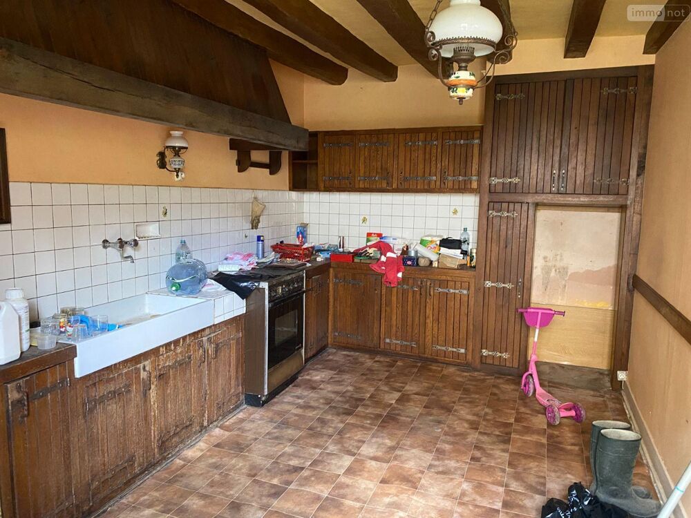 A vendre à CHATILLON SUR INDRE. Grande maison de bour....