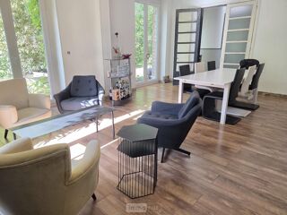  Maison à vendre 10 pièces 330 m²