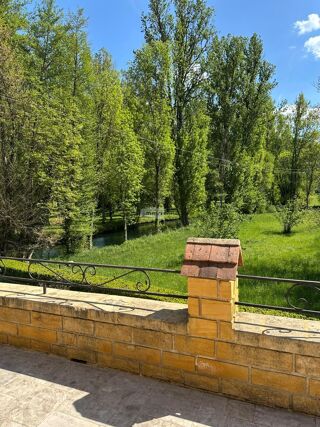  Propriété/château à vendre 11 pièces 250 m²