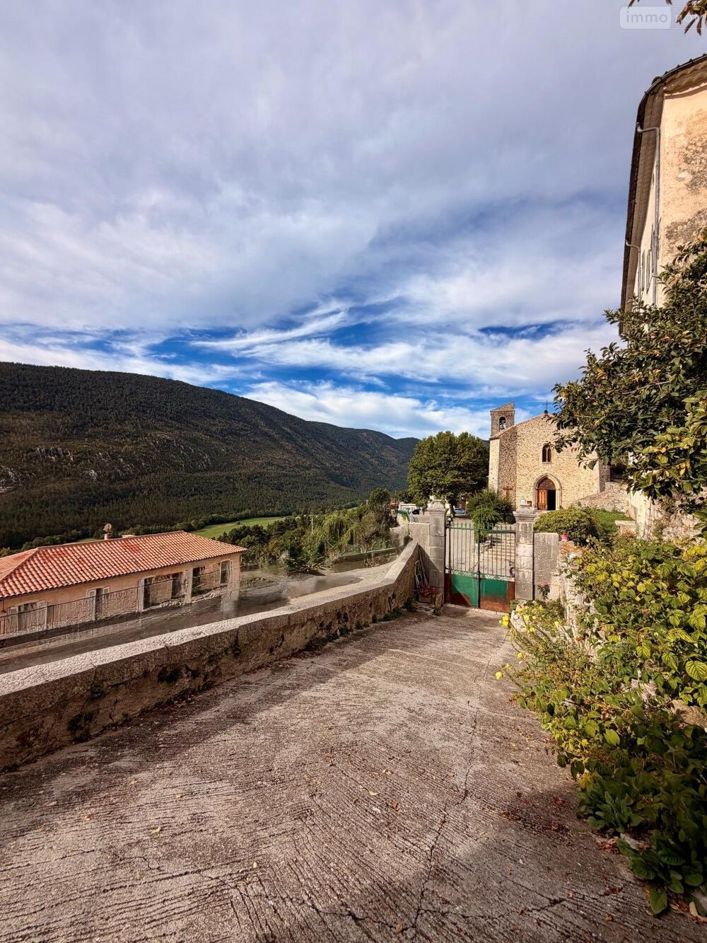 vente Appartement - 2 pièce(s) - 47 m² Saint-Auban (06850)