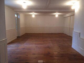  Immeuble à vendre 8 pièces 220 m²