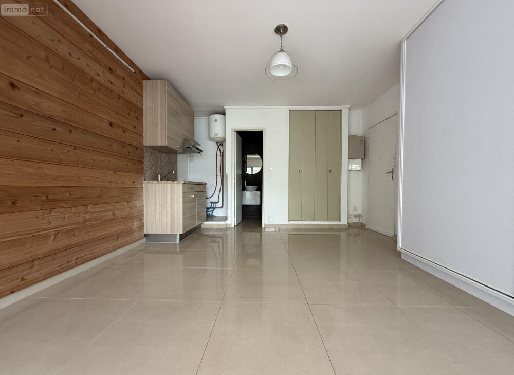 vente Appartement - 1 pièce(s) - 19 m² Saint-Denis (97400)