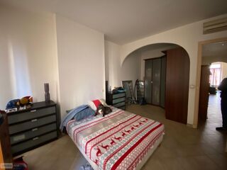  Immeuble � vendre 2 pi�ces 77 m�