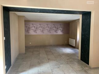  Appartement à louer 3 pièces 95 m²