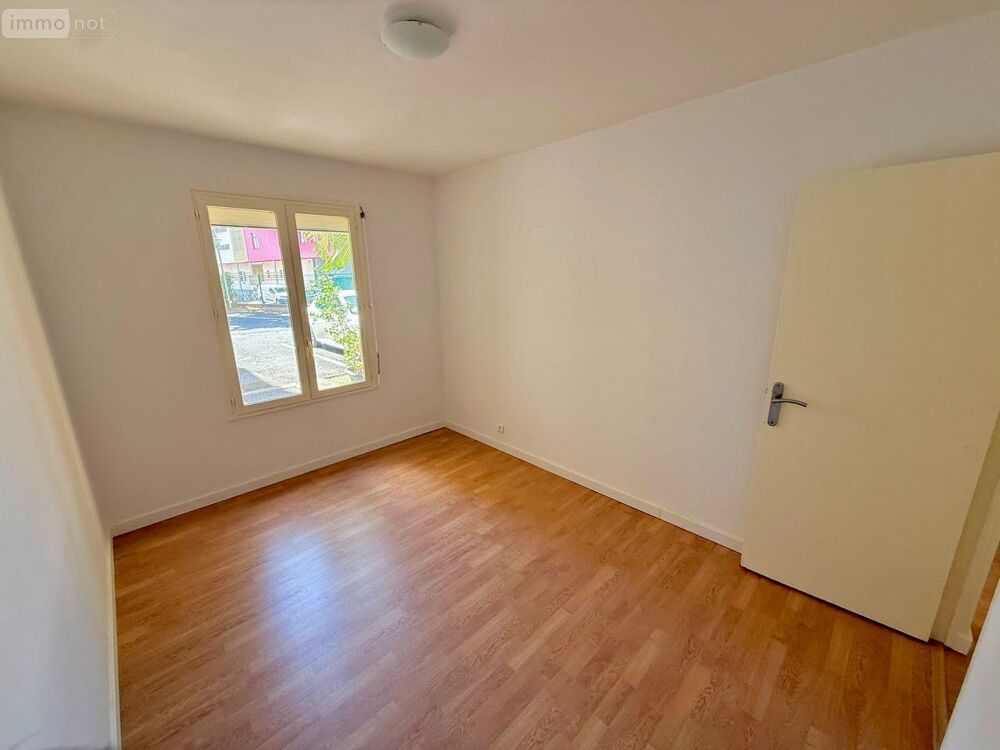 vente Appartement - 5 pièce(s) - 87 m² Saint-Denis (97400)
