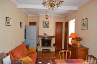  Maison  vendre 8 pices 140 m