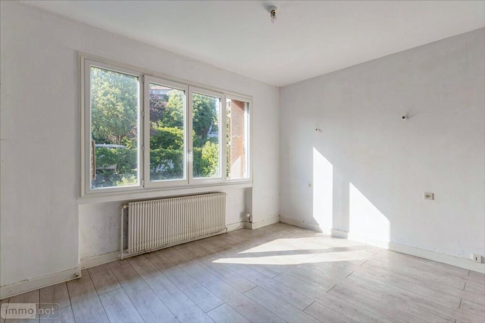 MONTLUEL Ville Haute, lumineux appartement bénéficiant d....