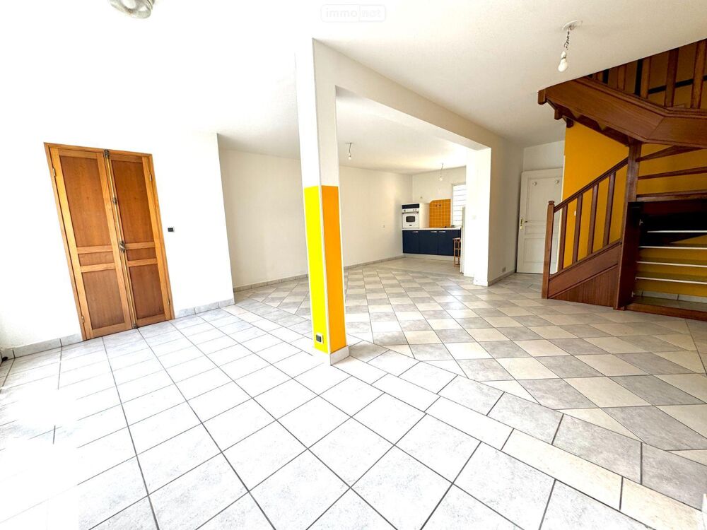 Situé au c?ur dÉtang-Salé-les-Bains, dans un secteur pa....
