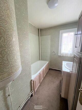  Immeuble � vendre 3 pi�ces 66 m�