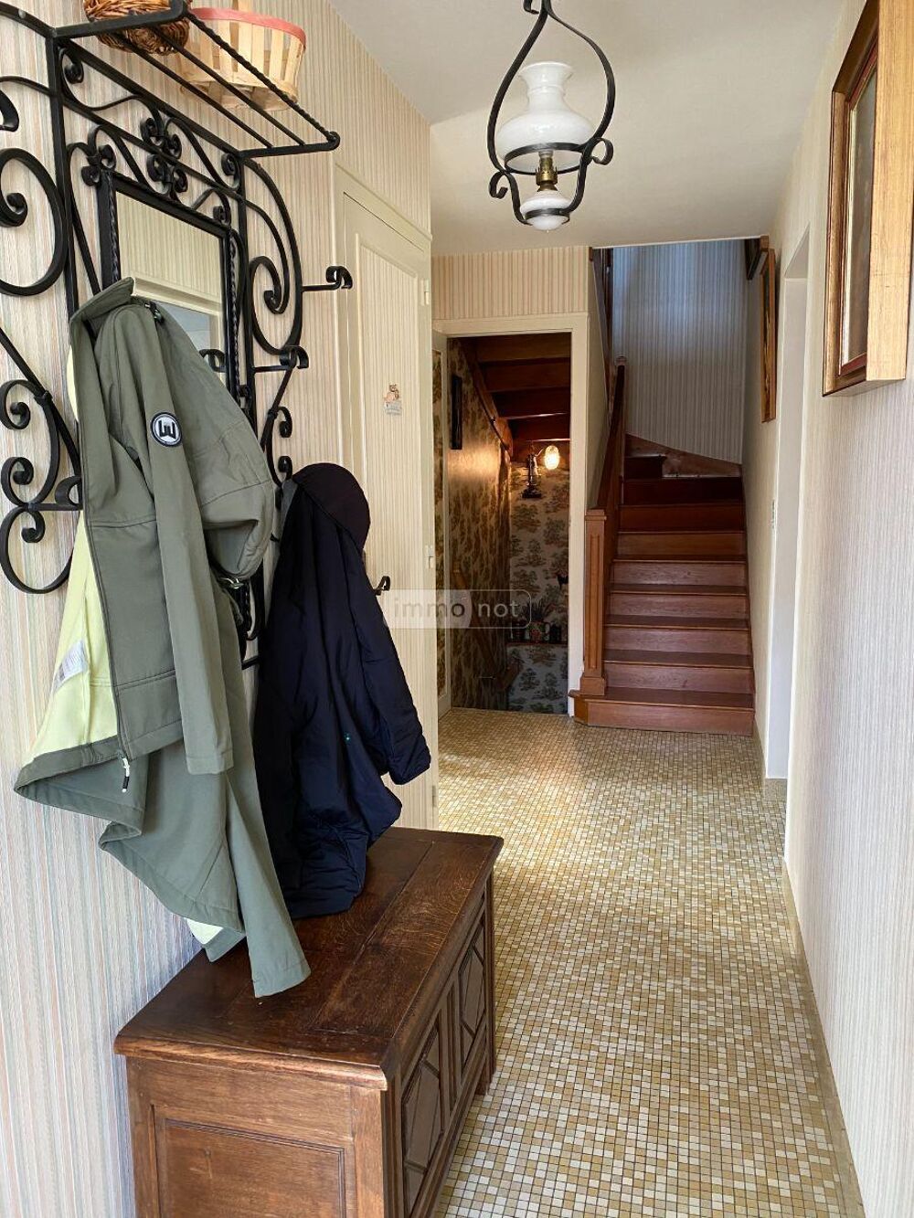 EXCLUSIF // PAVILLON 4 CHAMBRES EN BON ETAT Un pavill....