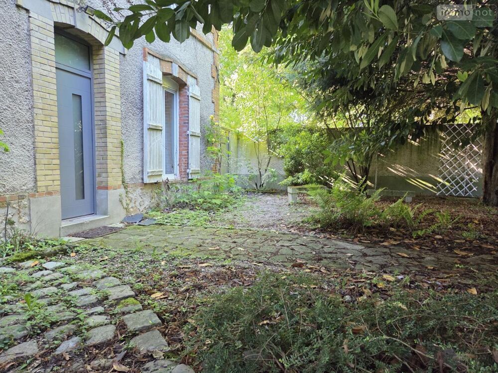 Maison 10 pièces 330 m² · à Mourmelon-le-Grand · 330 m² · 295 000 €