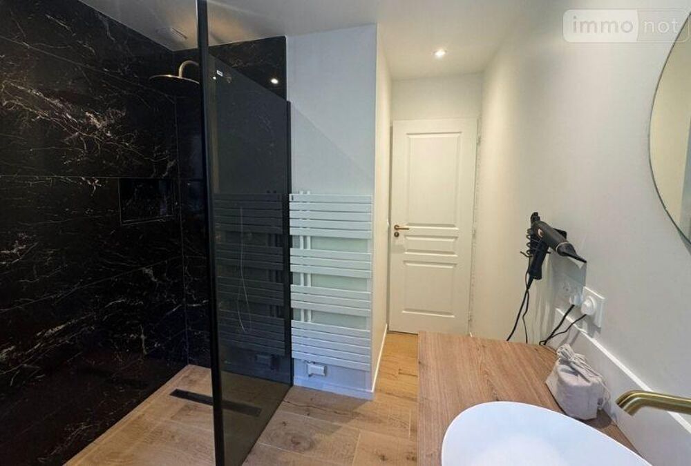 vente Appartement - 3 pièce(s) - 55 m² Château-Ville-Vieille (05350)