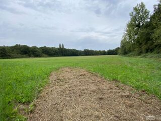  Terrain à vendre 1621779 m²