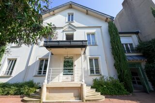  Maison à vendre 7 pièces 339 m²