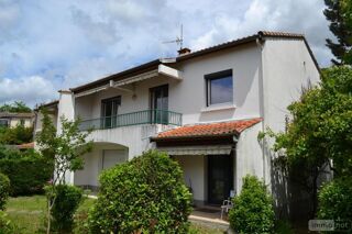  Maison  vendre 6 pices 121 m