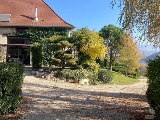  Maison à vendre 10 pièces 220 m²