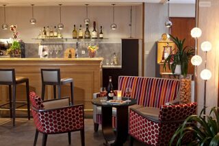  Maison � vendre 15 + pi�ces 450 m�