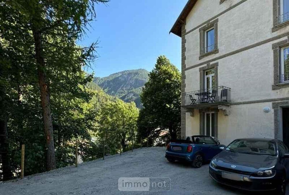 vente Appartement - 4 pièce(s) - 85 m² Château-Ville-Vieille (05350)