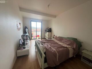  Immeuble à vendre 2 pièces 48 m²