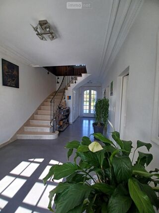  Maison � vendre 9 pi�ces 299 m�