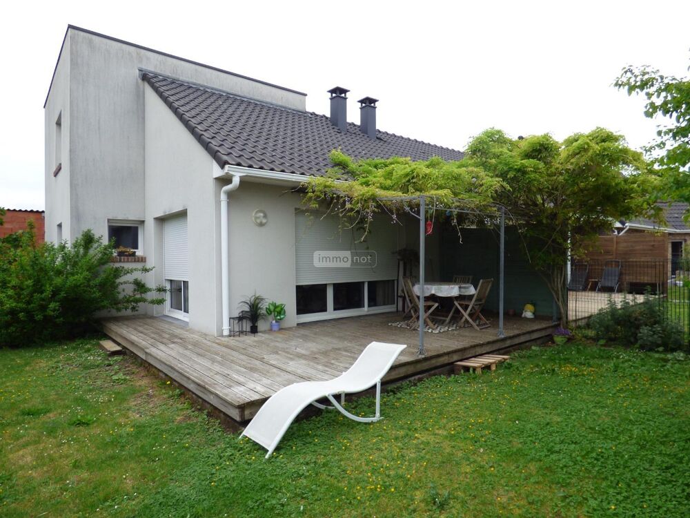 � vendre  Propri�t�/ch�teau Lallaing (59167)