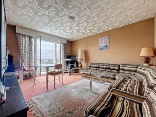  Immeuble  vendre 2 pices 54 m