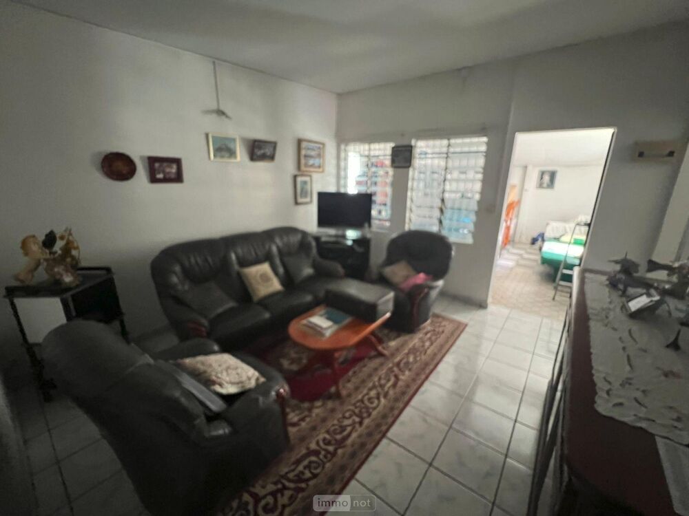 vente Maison - 4 pièce(s) - 100 m² Sainte-Clotilde (97490)